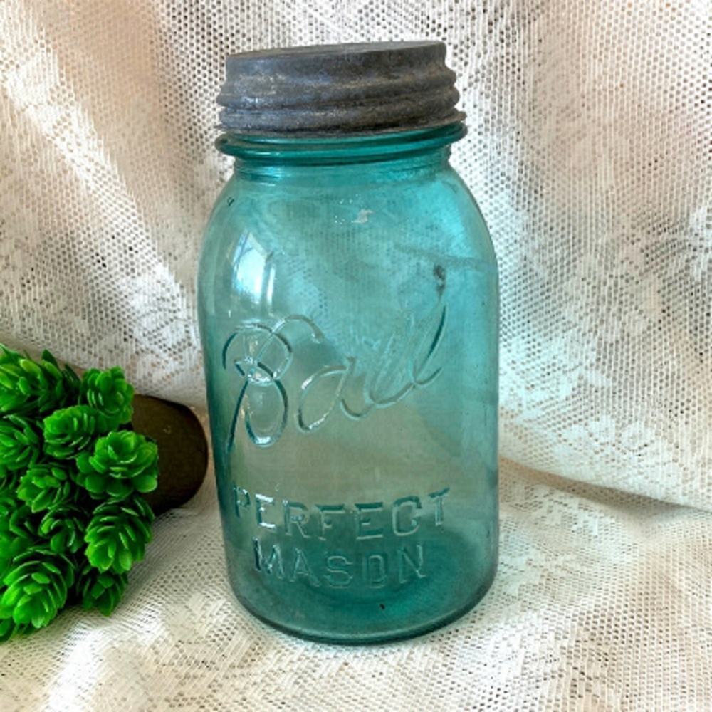 Vintage Ball “Perfect” Mason Sealer Jar in Aqua Blue. 1 Quart Size